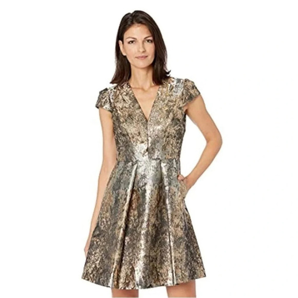 Vince Camuto metallic dress size 4 holiday party - Picture 1 of 10